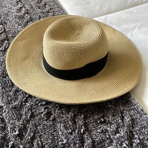 Solar Escape Hat